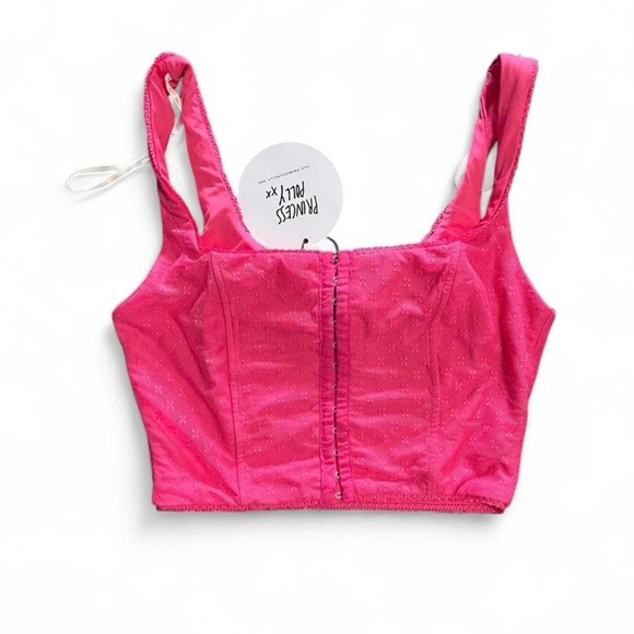Princess Polly Tops - NWT Princess Polly Vibrant Pink Byleigh Crop Top Size 0